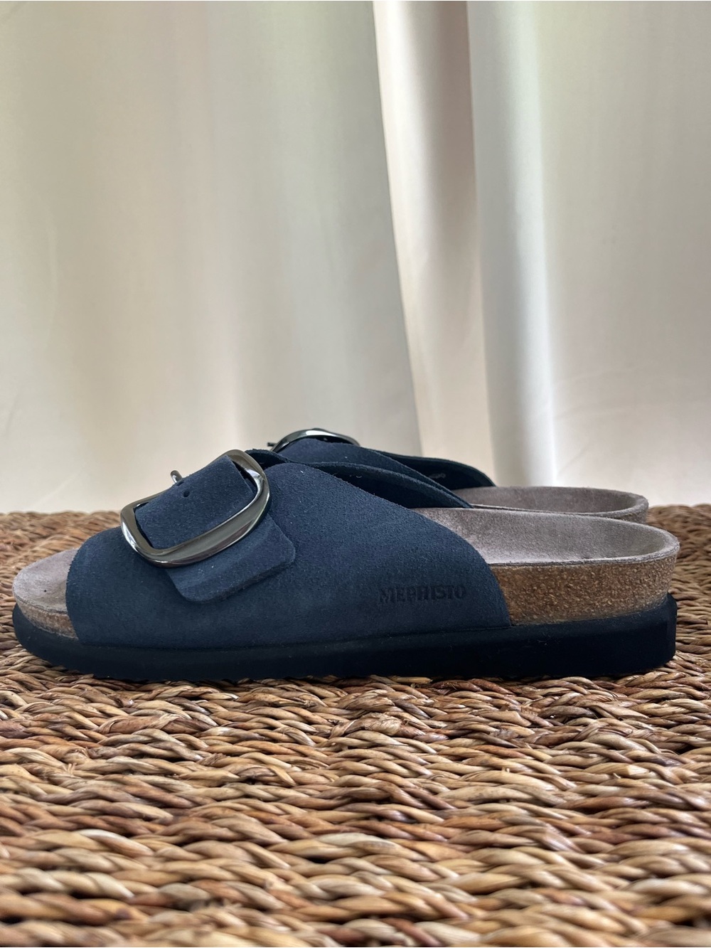 Women’s Mephisto Hariana Slide Sandals - Picture 6 of 10